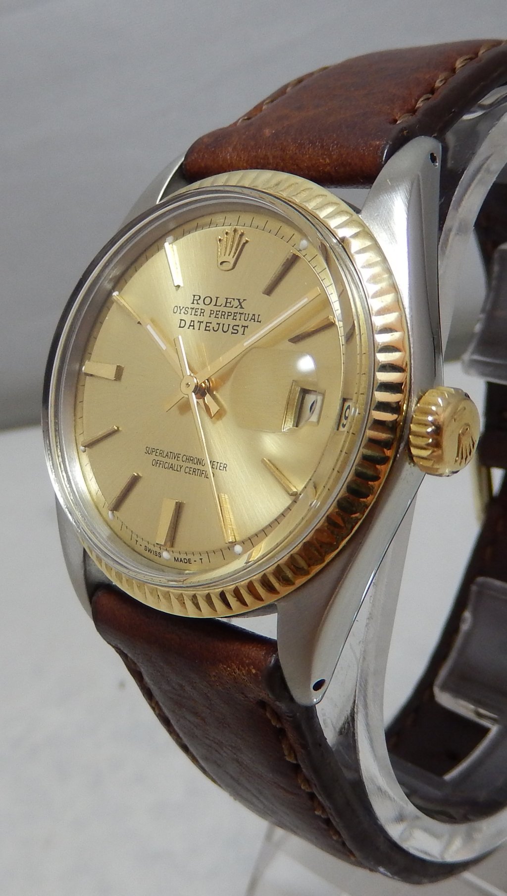 rolex oyster perpetual datejust 18k gold price