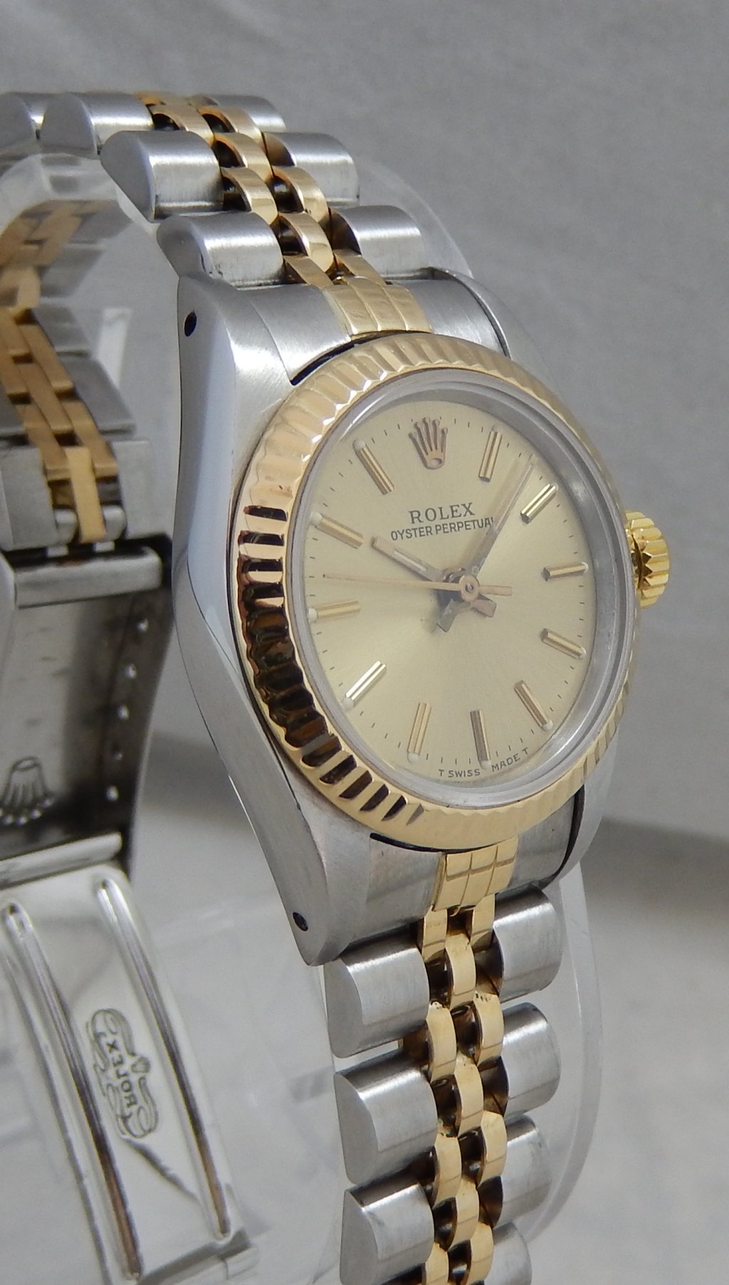 Rolex Oyster Perpetual Ladies 18k/SS Gold 67193 Watch All Original Sapphire  1990